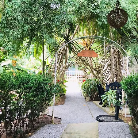 Unakuruwa Silent Beach Villa Tangalle Exterior photo