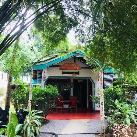 Unakuruwa Silent Beach Villa Tangalle Exterior photo